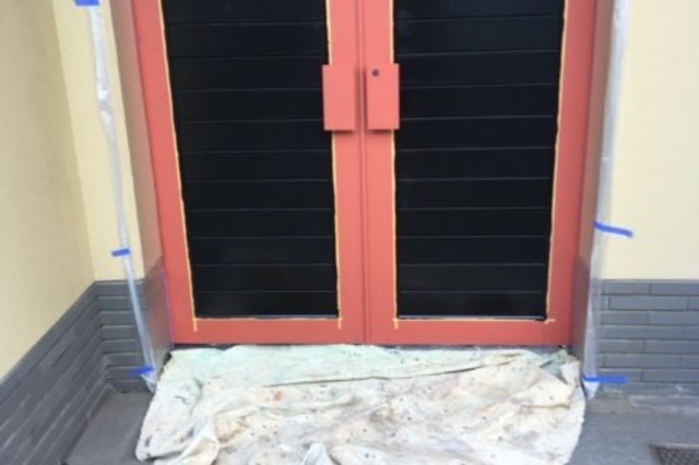 上塗り1回目施工中